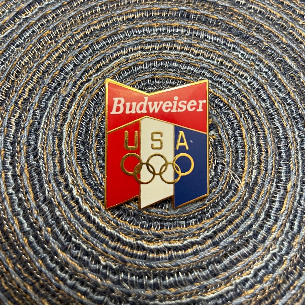 Budweiser USA Olympic collector pin, excellent condition, vintage